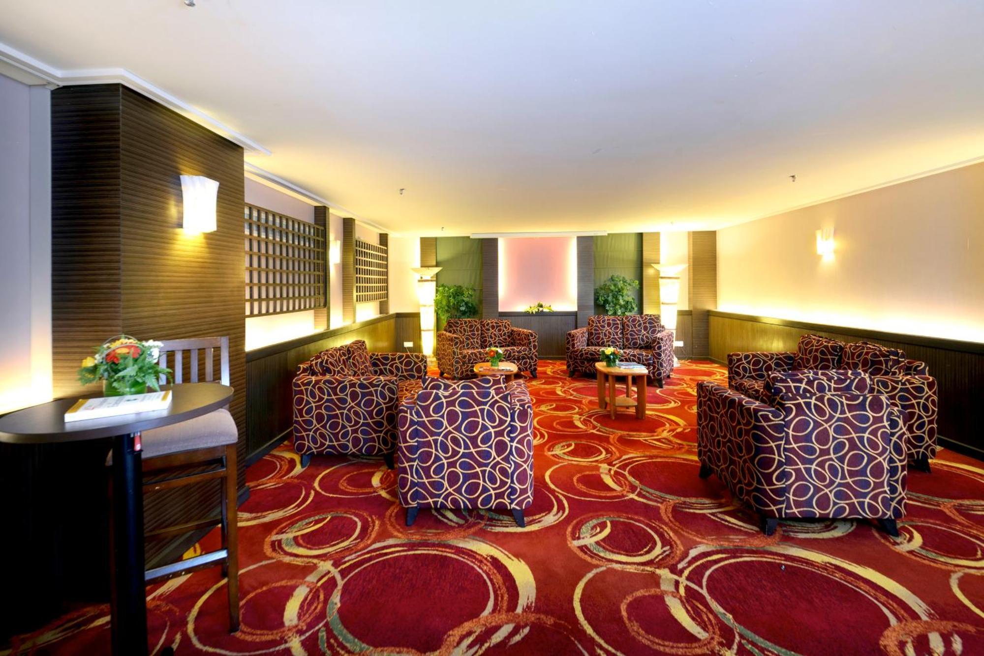 Hotel Grand Lexis Port Dickson Exterior foto The lounge at the airport