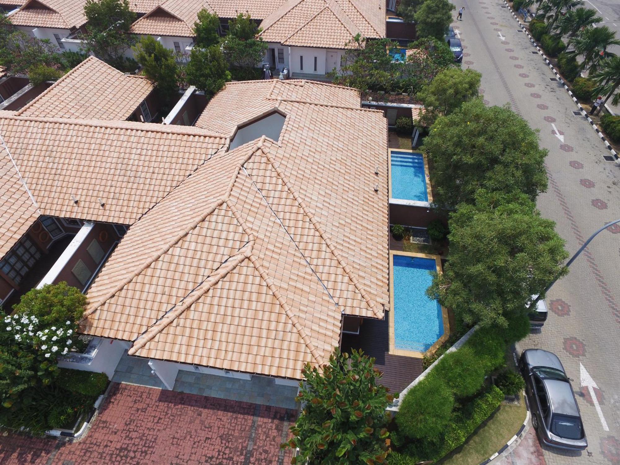 Hotel Grand Lexis Port Dickson Exterior foto Residential area in Kota Kinabalu